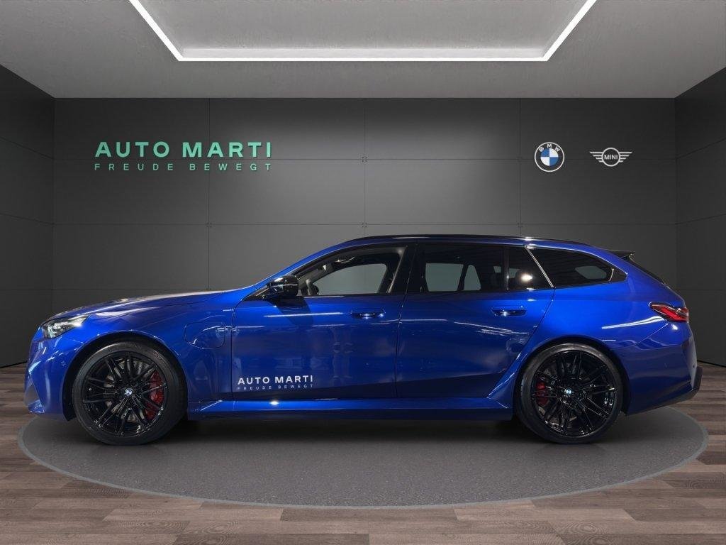 BMW M5 Touring, Plug-in-Hybrid Benzin/Elektro, Occasion / Gebraucht, Automatik - 2