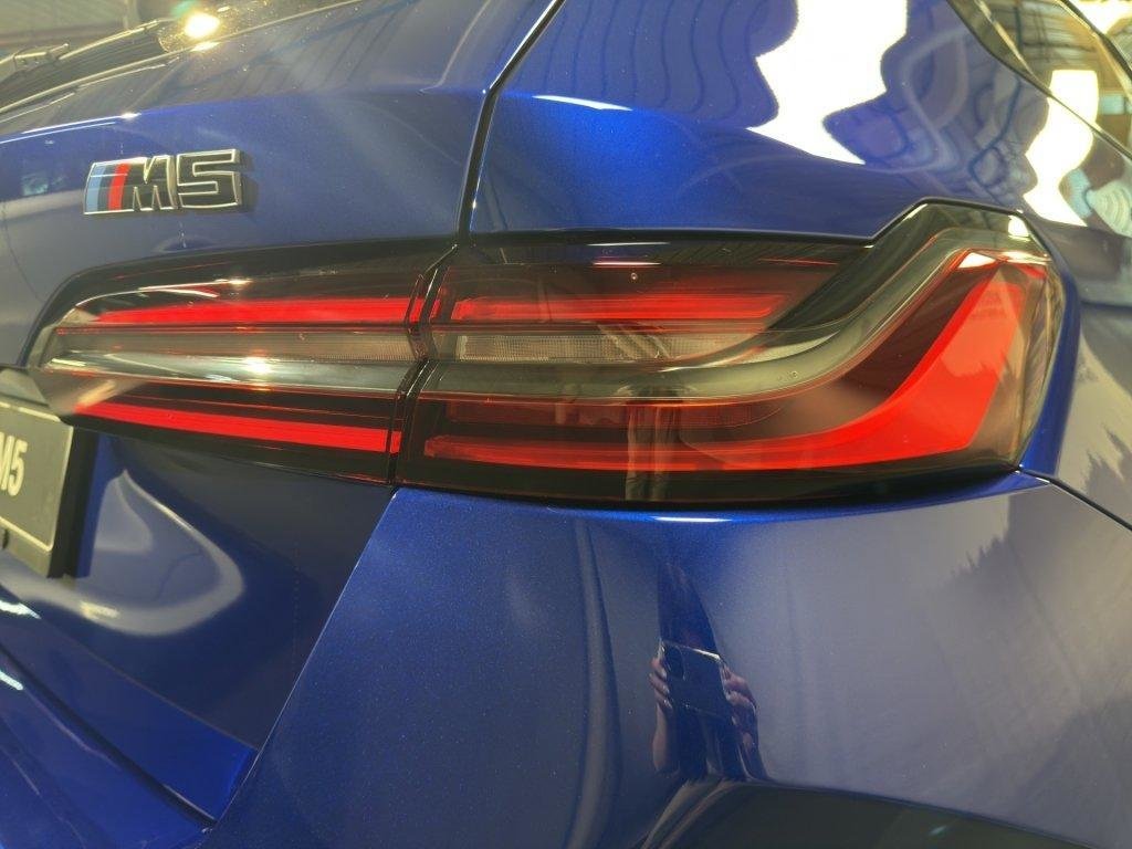 BMW M5 Touring, Plug-in-Hybrid Benzin/Elektro, Occasion / Gebraucht, Automatik - 6