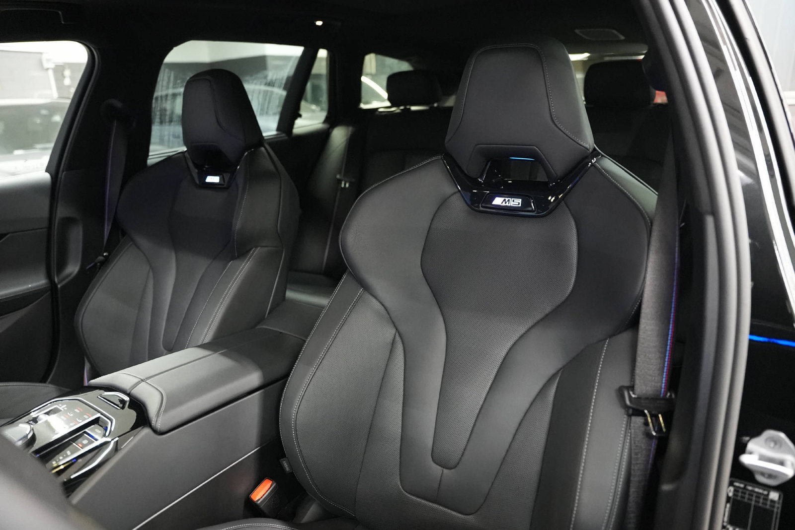 BMW M5 xDrive Touring, Plug-in-Hybrid Petrol/Electric, Second hand / Used, Automatic - 7