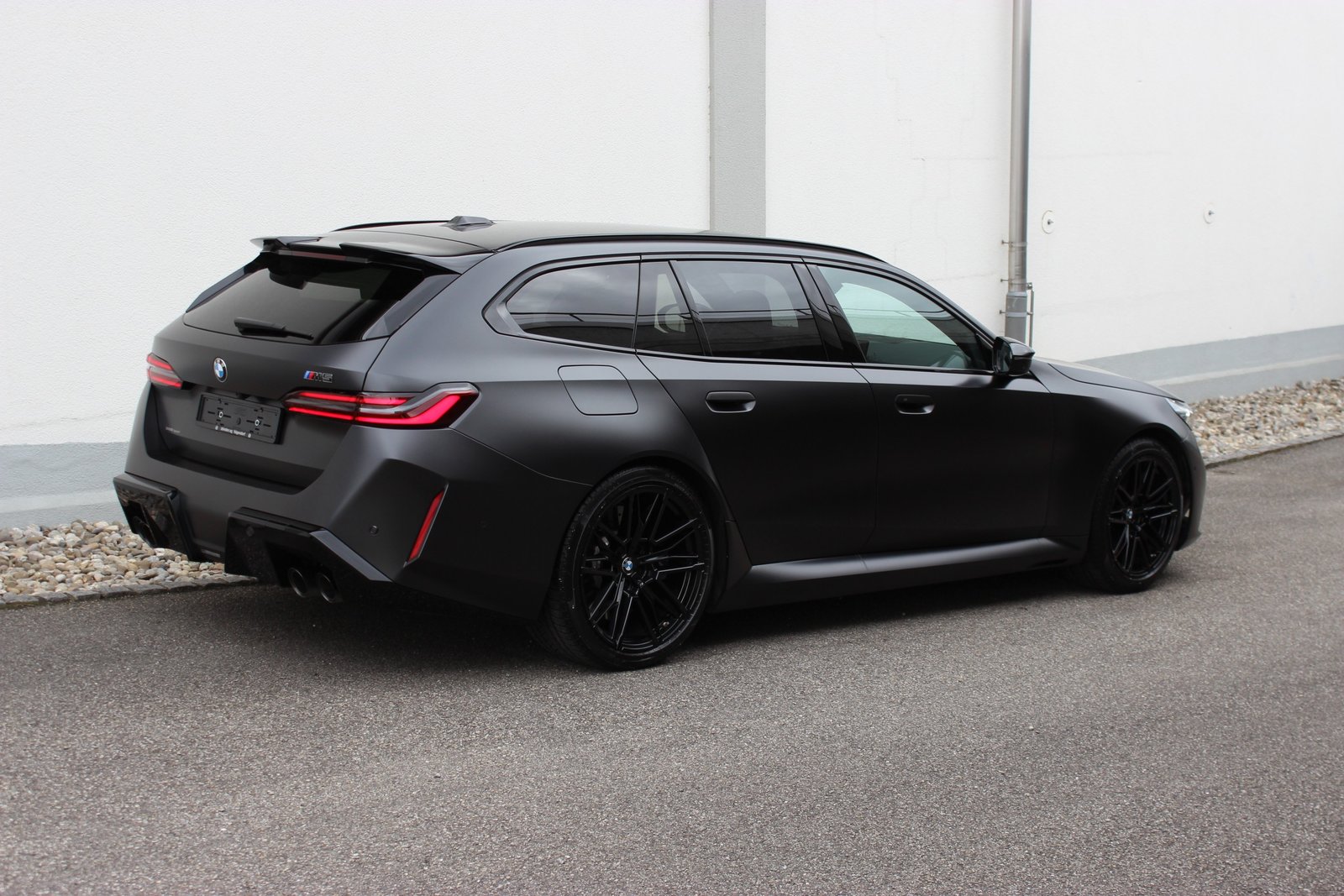 BMW M5 Touring *Frozen Deep Grey metallic*, Plug-in-Hybrid Benzin/Elektro, Occasion / Gebraucht, Automatik - 5