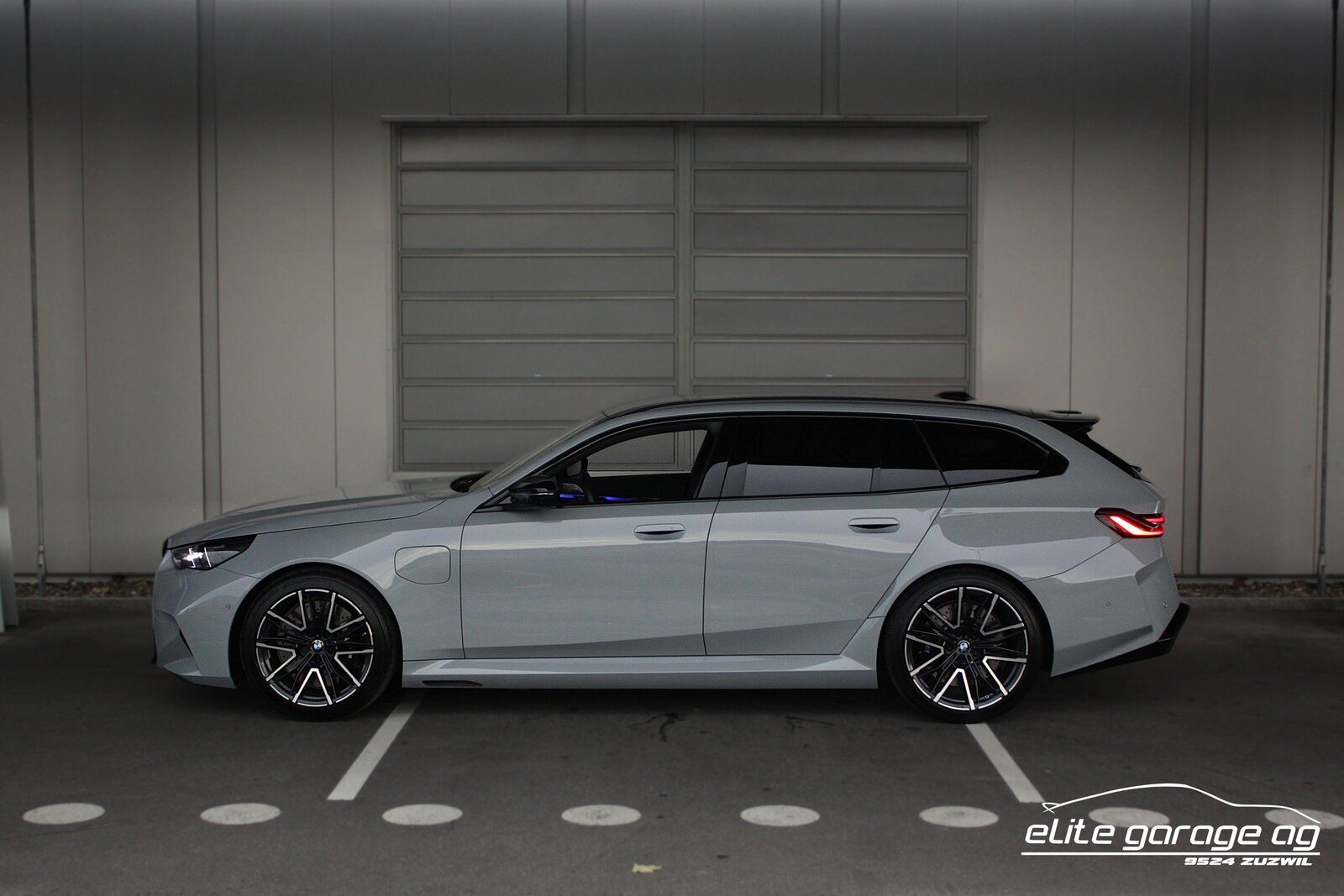 BMW M5 Touring aus 1. Hand, Plug-in-Hybrid Benzin/Elektro, Occasion / Gebraucht, Automatik - 2