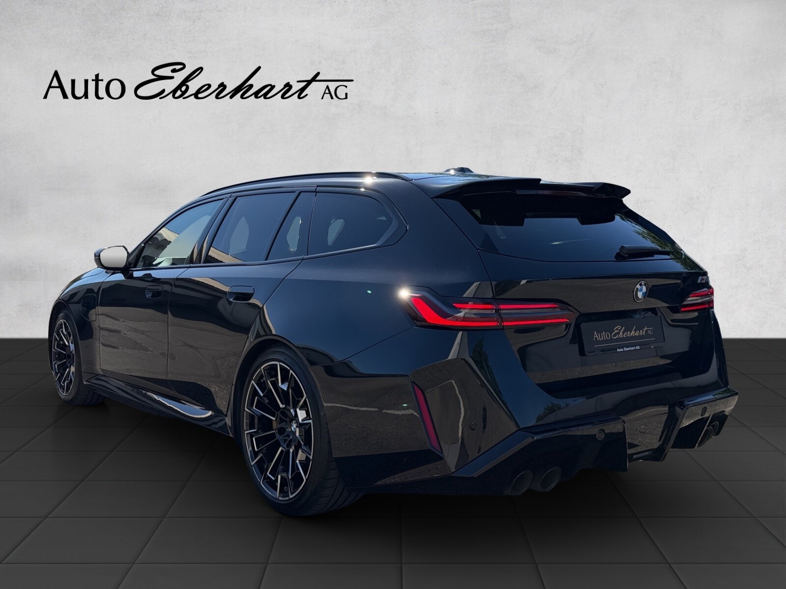 BMW M5  Touring, Plug-in-Hybrid Petrol/Electric, Second hand / Used, Automatic - 2