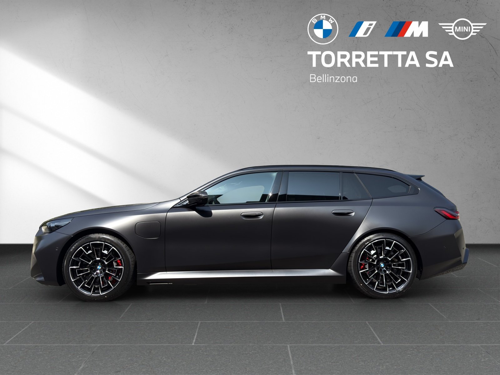 BMW M5 Touring, Plug-in-Hybrid Benzin/Elektro, Vorführwagen, Automatik - 2