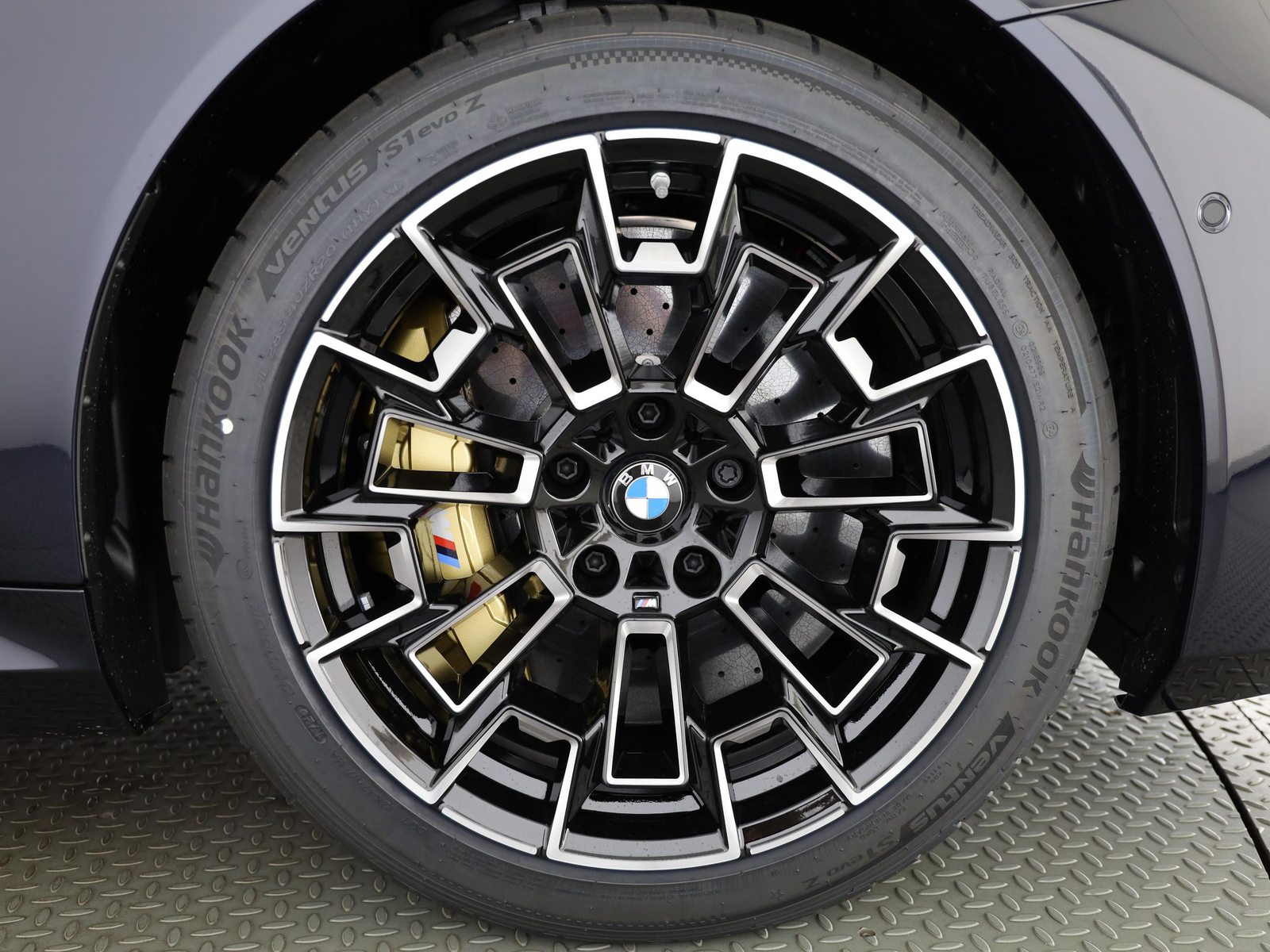 BMW M5 xDrive Touring, Plug-in-Hybrid Petrol/Electric, Ex-demonstrator, Automatic - 5