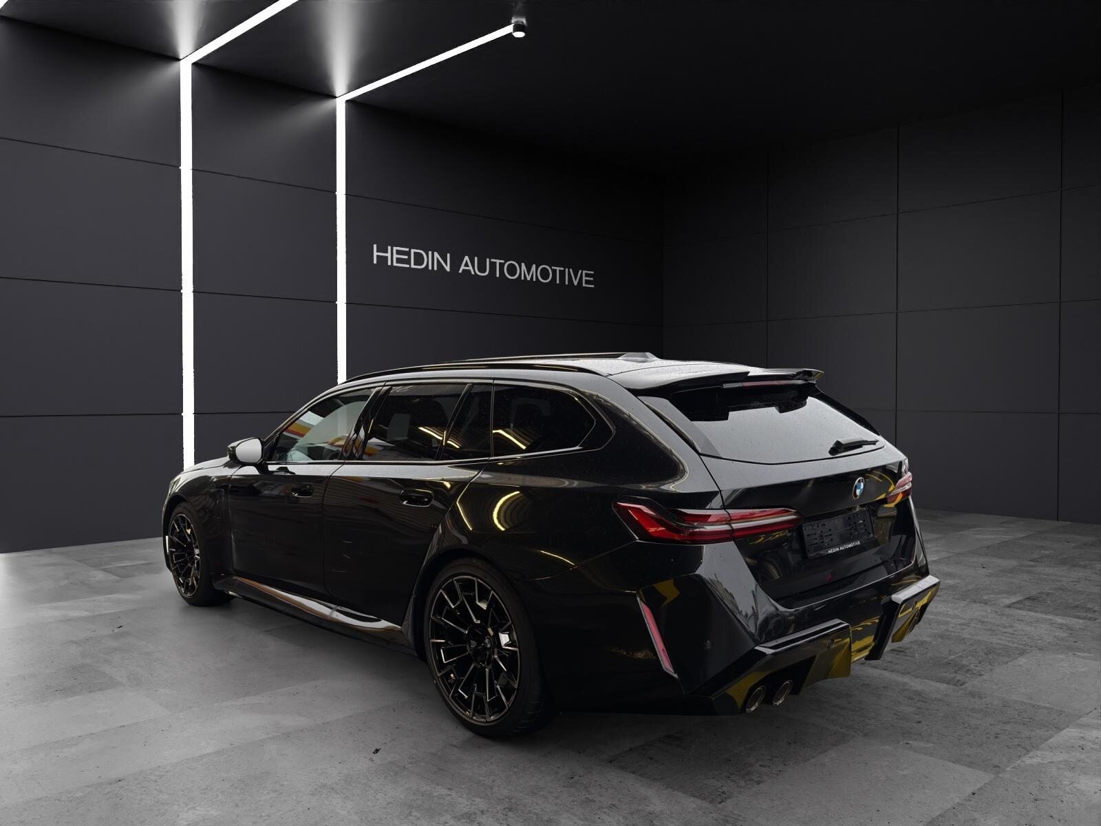 BMW M5 xDrive Touring, Plug-in-Hybrid Benzin/Elektro, Vorführwagen, Automatik - 3