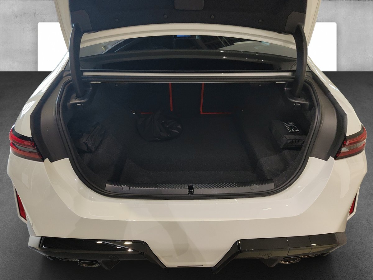 BMW M5, Plug-in-Hybrid Benzin/Elektro, Neuwagen, Automat - 7