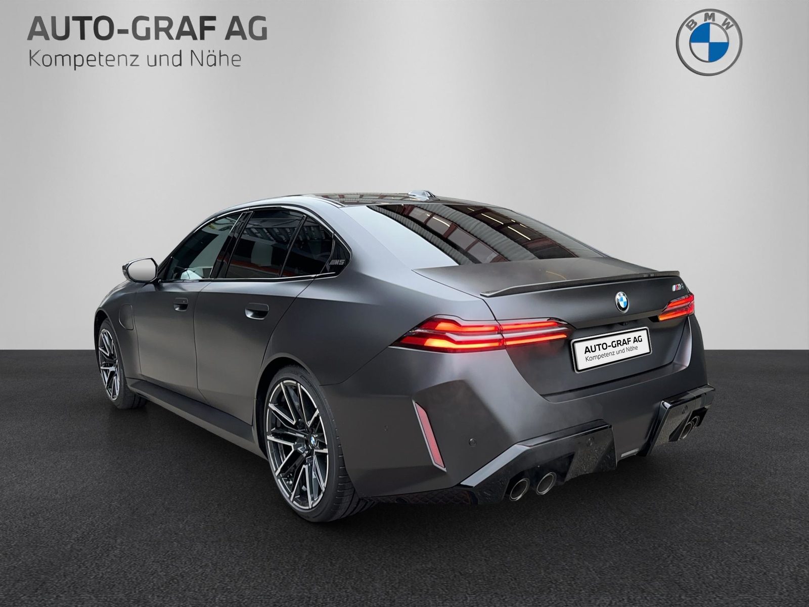 BMW M5 xDrive, Hybride Rechargeable Essence/Électricité, Voiture nouvelle, Automatique - 3