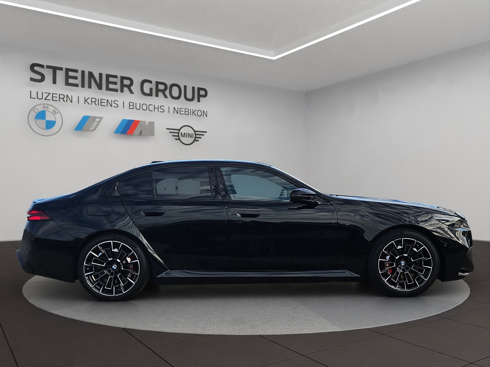 BMW M5, Plug-in-Hybrid Benzina/Elettrica, Auto nuove, Automatico - 4