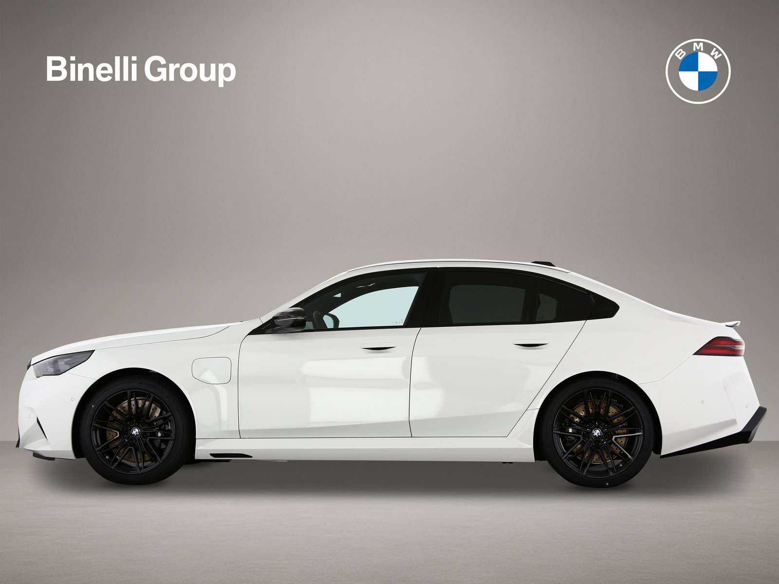 BMW M5, Plug-in-Hybrid Petrol/Electric, New car, Automatic - 5