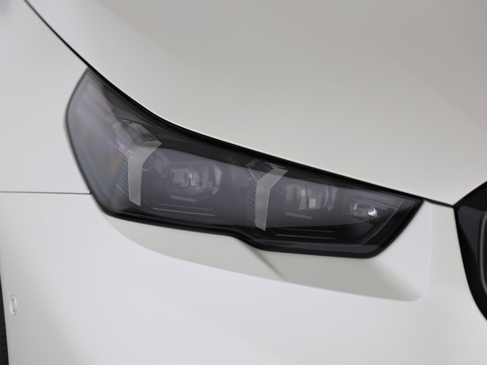 BMW M5, Plug-in-Hybrid Petrol/Electric, New car, Automatic - 6