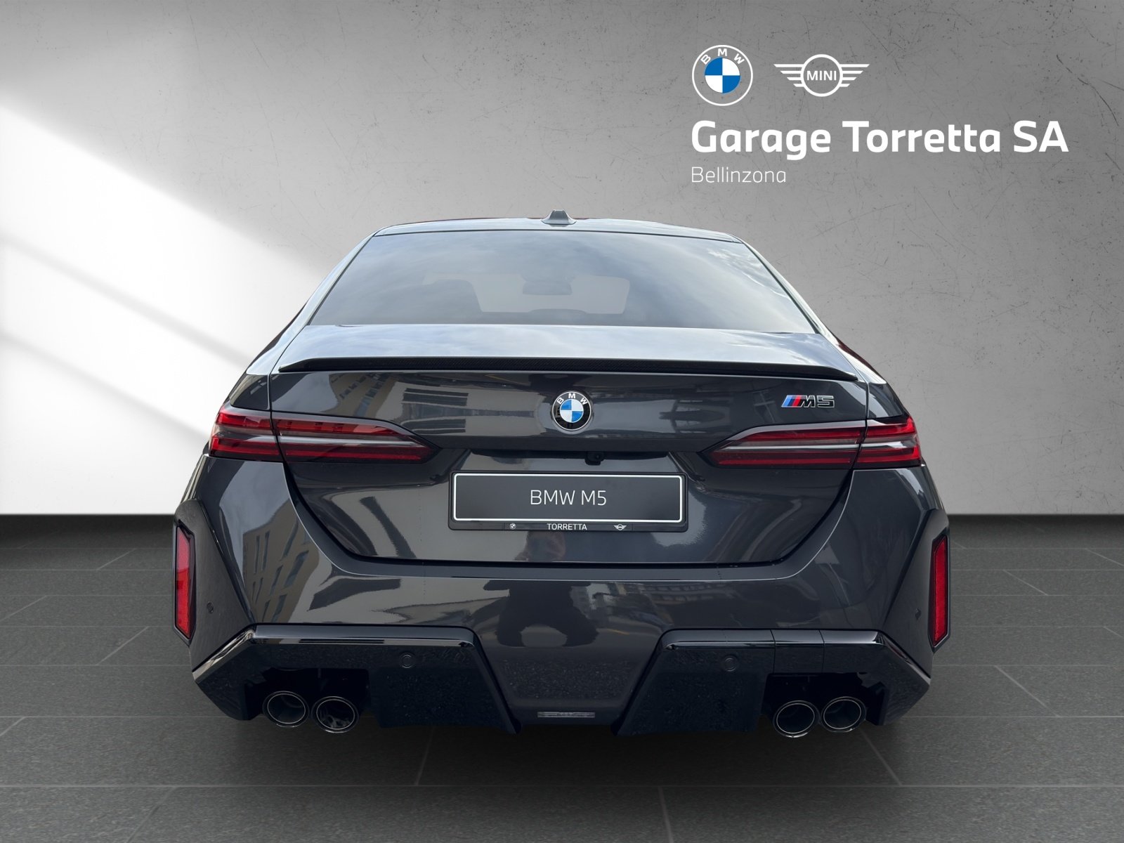 BMW M5 Limousine, Hybride Rechargeable Essence/Électricité, Voiture nouvelle, Automatique - 4