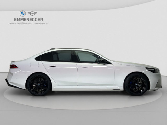 BMW M5, Hybride Intégral Essence/Électricité, Voiture nouvelle, Automatique - 6