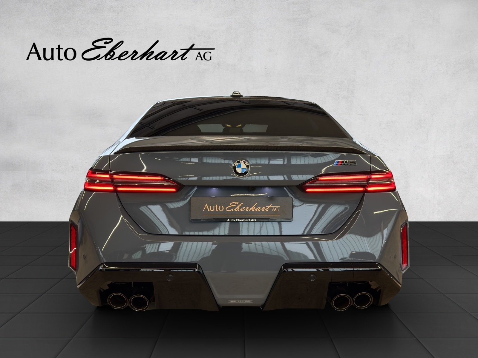 BMW M5, Plug-in-Hybrid Petrol/Electric, Second hand / Used, Automatic - 5