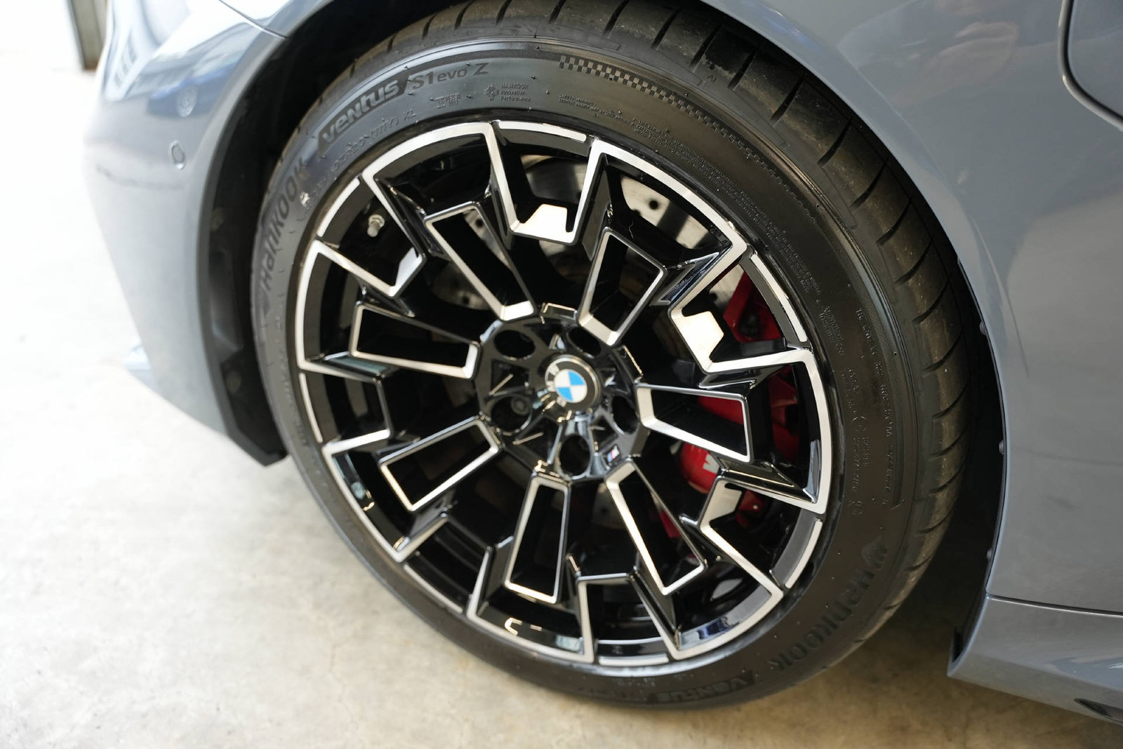 BMW M5, Plug-in-Hybrid Petrol/Electric, Second hand / Used, Automatic - 6