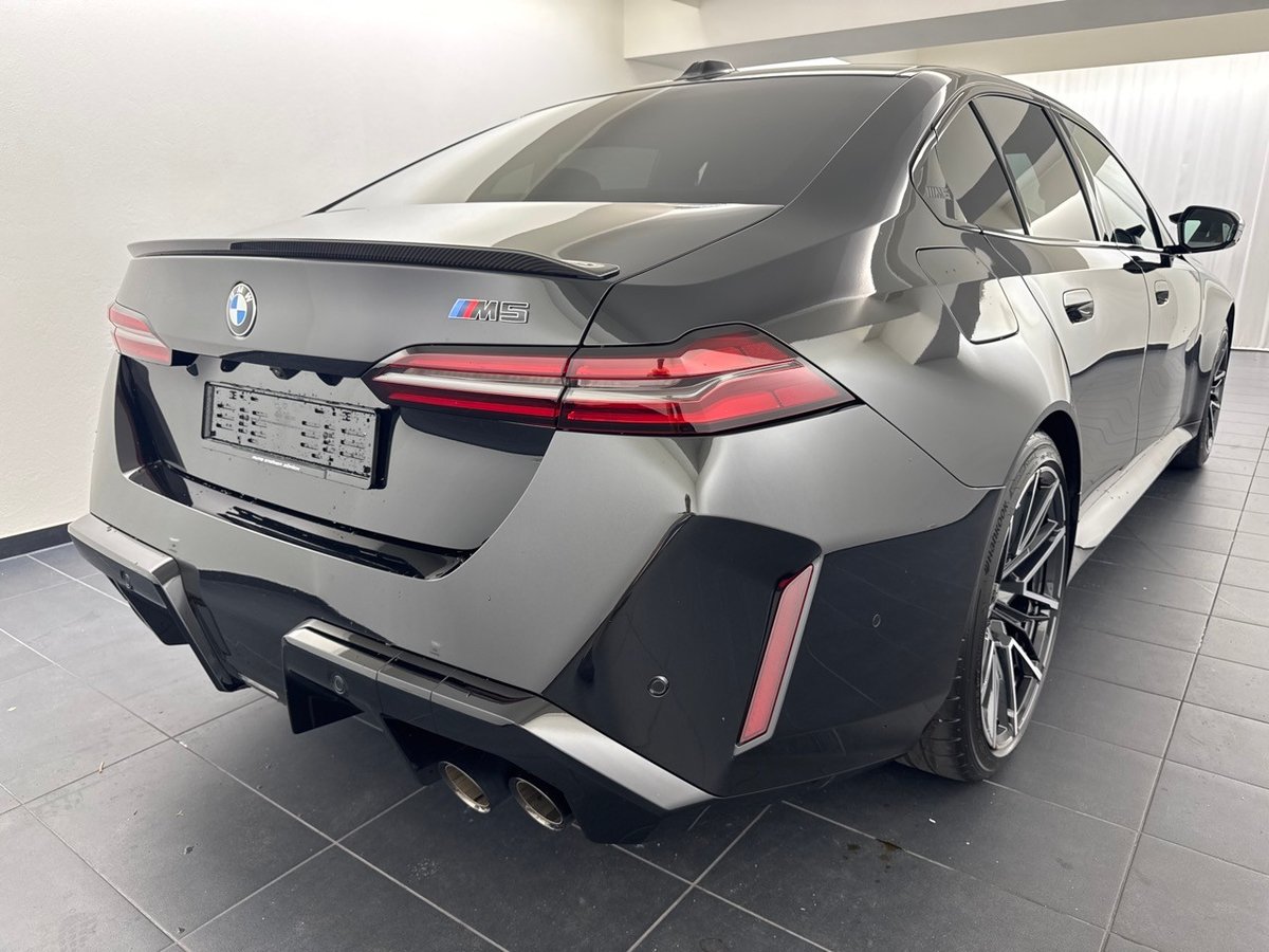 BMW M5, Plug-in-Hybrid Benzin/Elektro, Occasion / Gebraucht, Automatik - 3
