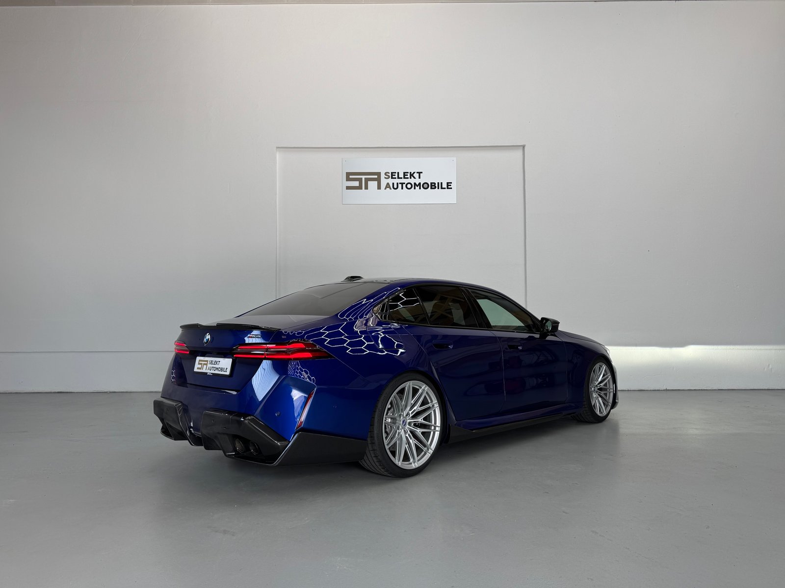 BMW M5 | Marina Bay Blau | H&R Gewindefahrwerk | PS Wheels 21"/2, Plug-in-Hybrid Benzin/Elektro, Occasion / Gebraucht, Automatik - 6