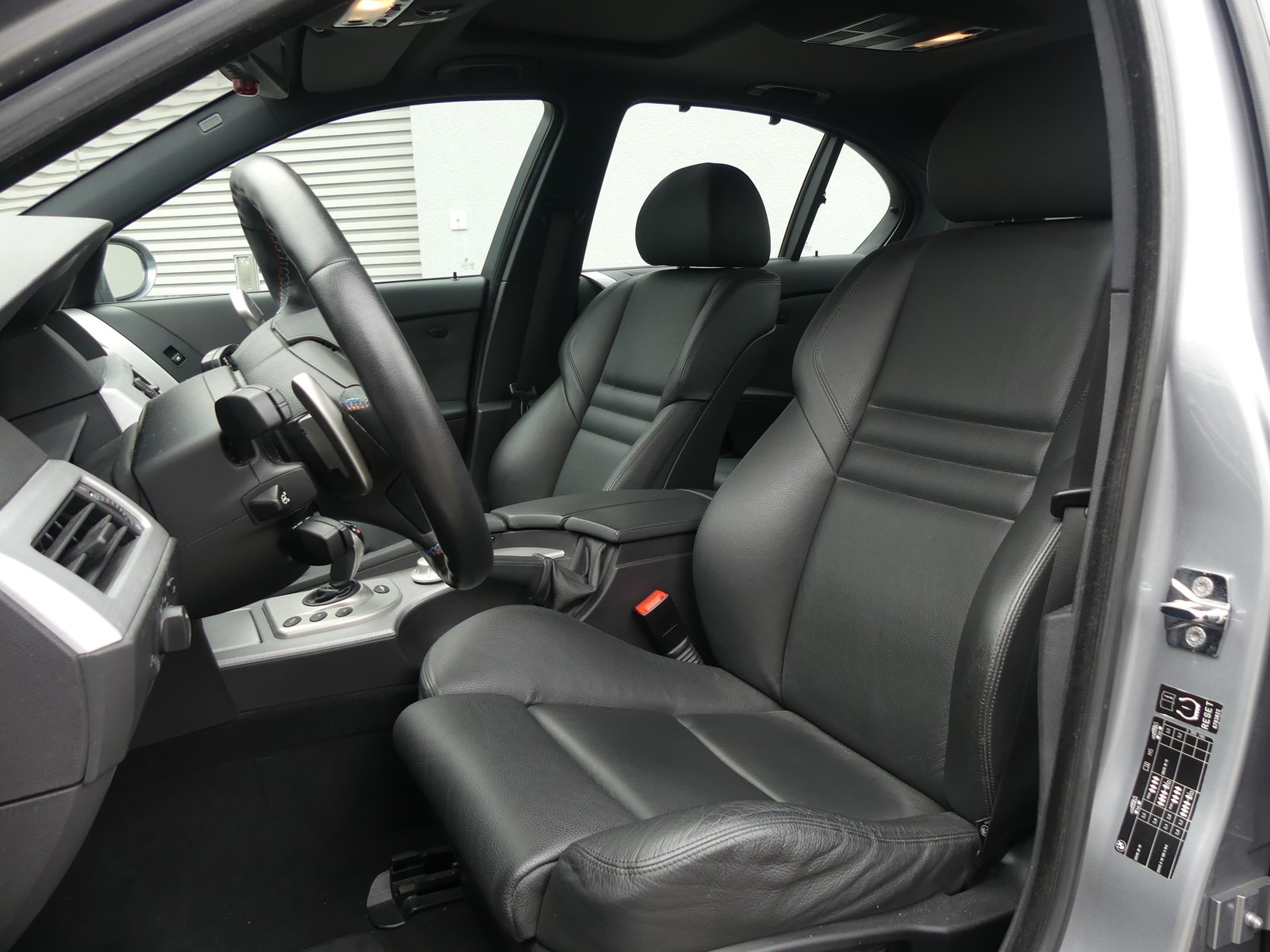 BMW M5, Essence, Occasion / Utilisé, Automatique - 7