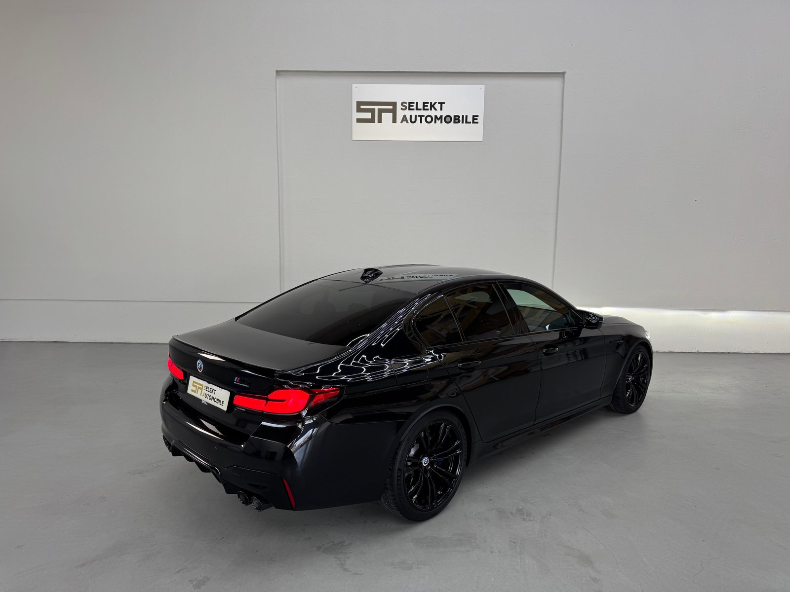 BMW M5 Competition Drivelogic Ab 882.85/Mt.*, Essence, Occasion / Utilisé, Automatique - 6