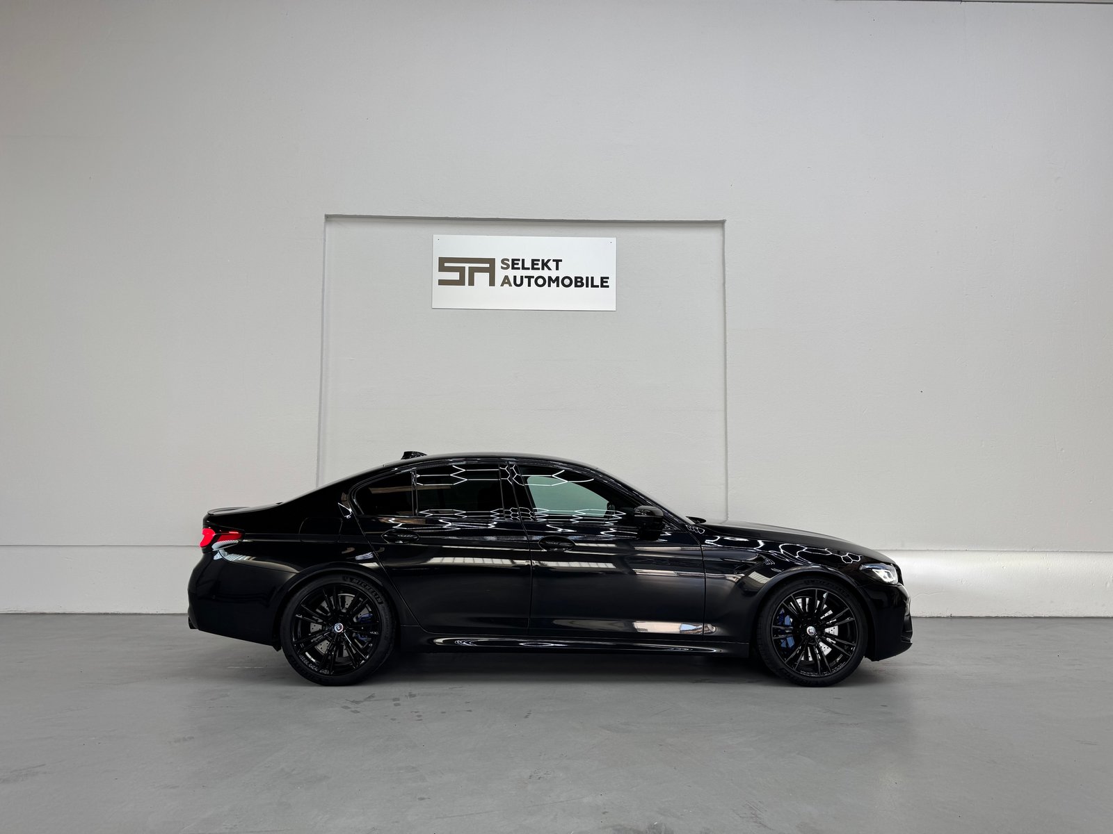 BMW M5 Competition Drivelogic Ab 882.85/Mt.*, Essence, Occasion / Utilisé, Automatique - 7