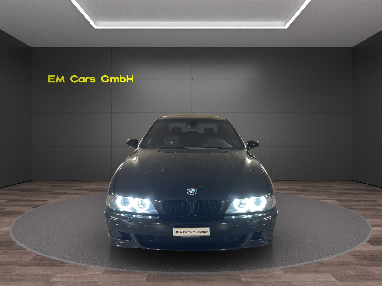 BMW M5, Petrol, Second hand / Used, Manual - 2