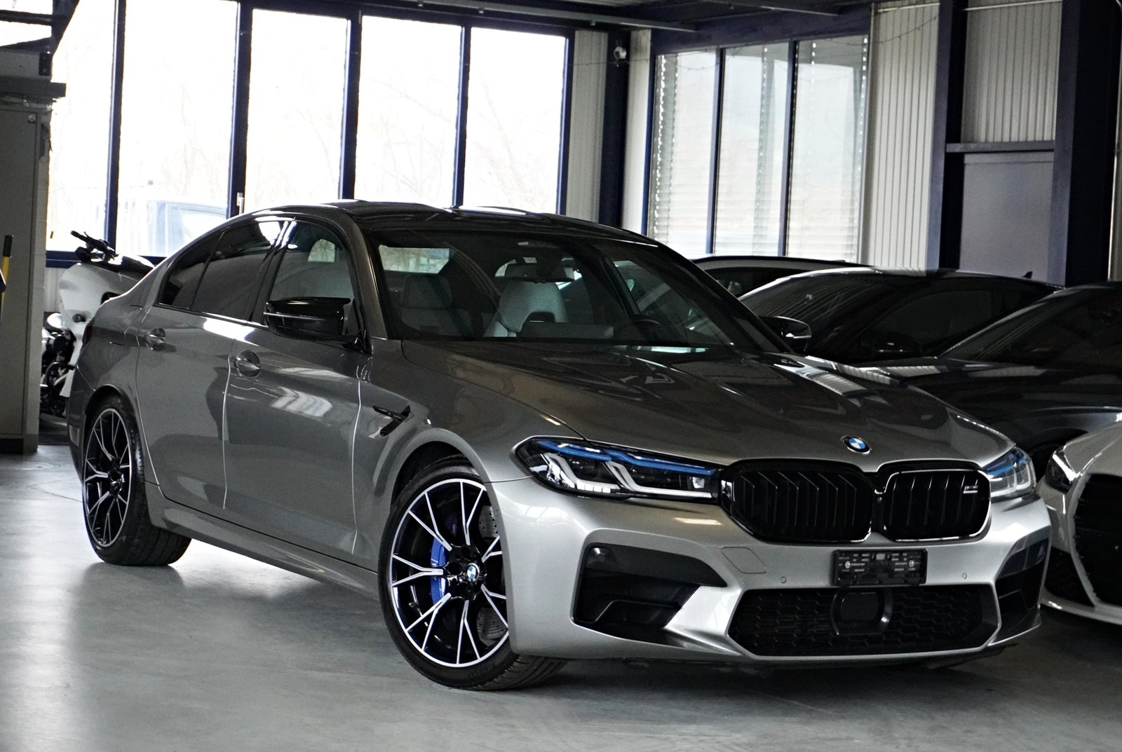BMW M5 Competition Drivelogic