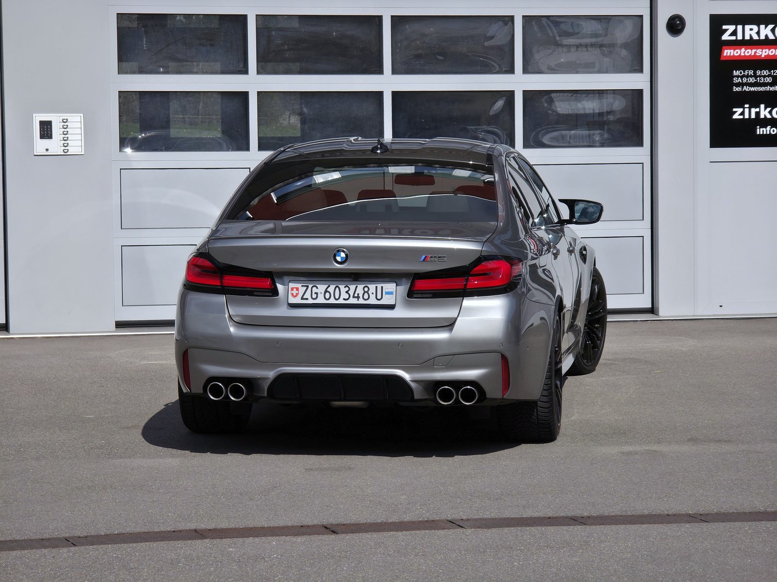 BMW M5 Drivelogic *Facelift*, Essence, Occasion / Utilisé, Automatique - 6