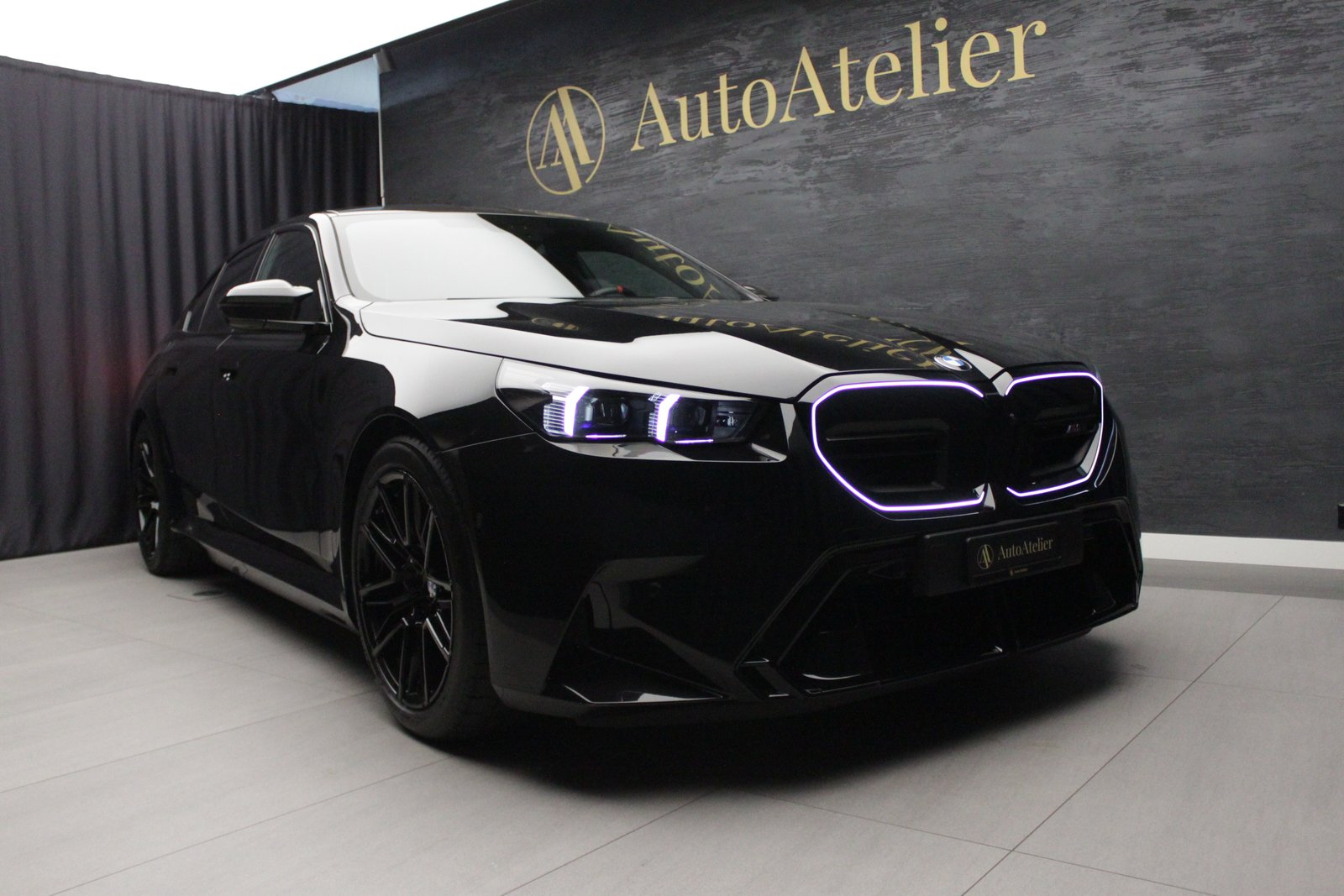 BMW M5, Hybride Rechargeable Essence/Électricité, Occasion / Utilisé, Automatique - 3