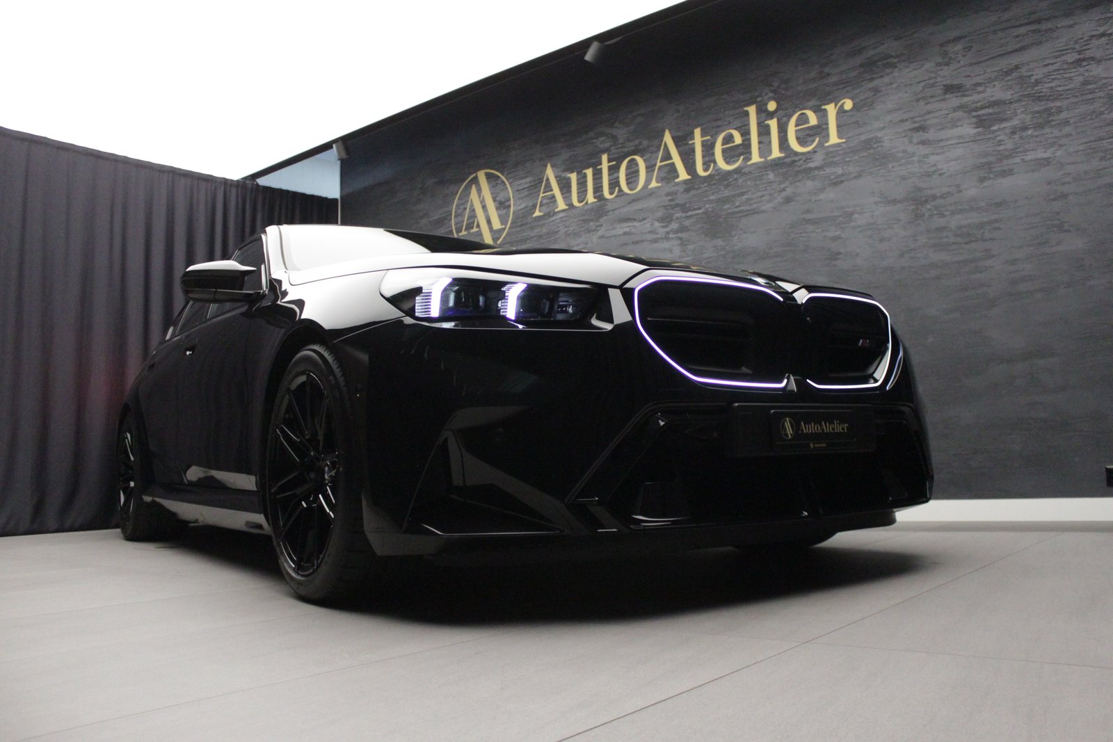 BMW M5, Hybride Rechargeable Essence/Électricité, Occasion / Utilisé, Automatique - 4