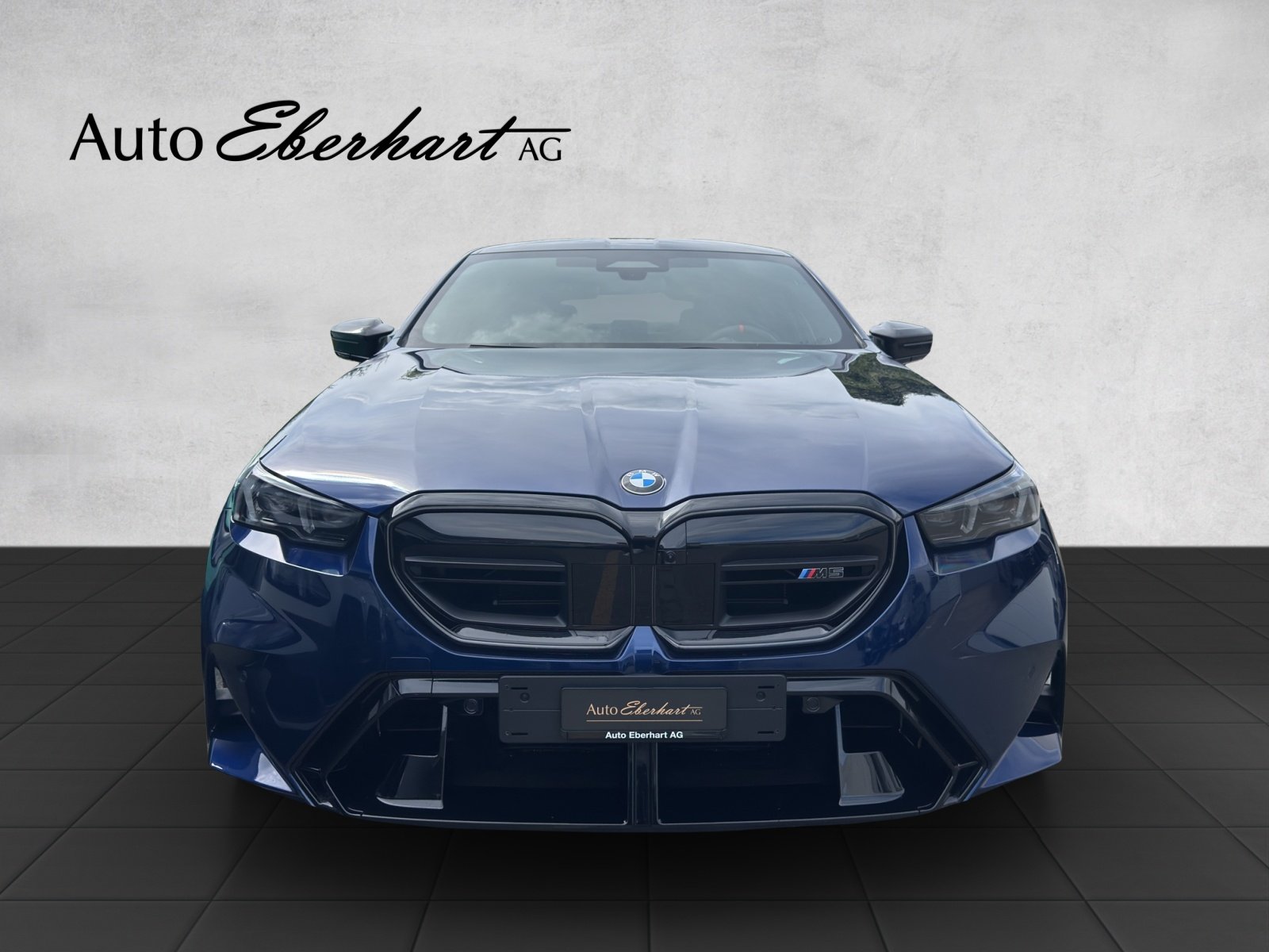 BMW M5 Mauritiusblau, Hybride Rechargeable Essence/Électricité, Occasion / Utilisé, Automatique - 4