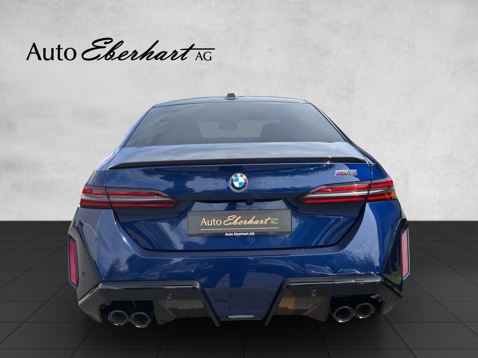 BMW M5 Mauritiusblau, Hybride Rechargeable Essence/Électricité, Occasion / Utilisé, Automatique - 5