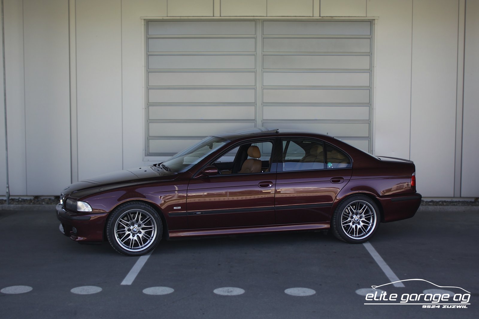 BMW M5 LIEBHABERFAHRZEUG AUS 1. HAND