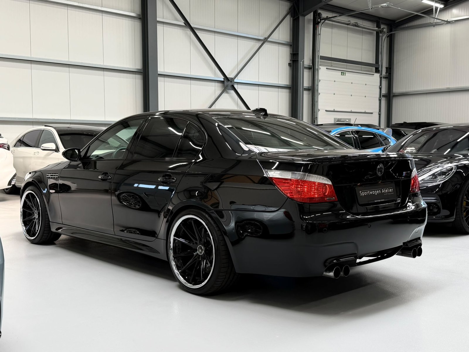 BMW M5, Essence, Occasion / Utilisé, Automatique - 4
