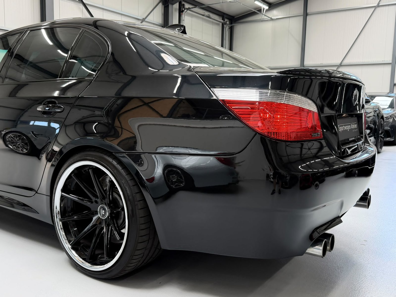 BMW M5, Essence, Occasion / Utilisé, Automatique - 6