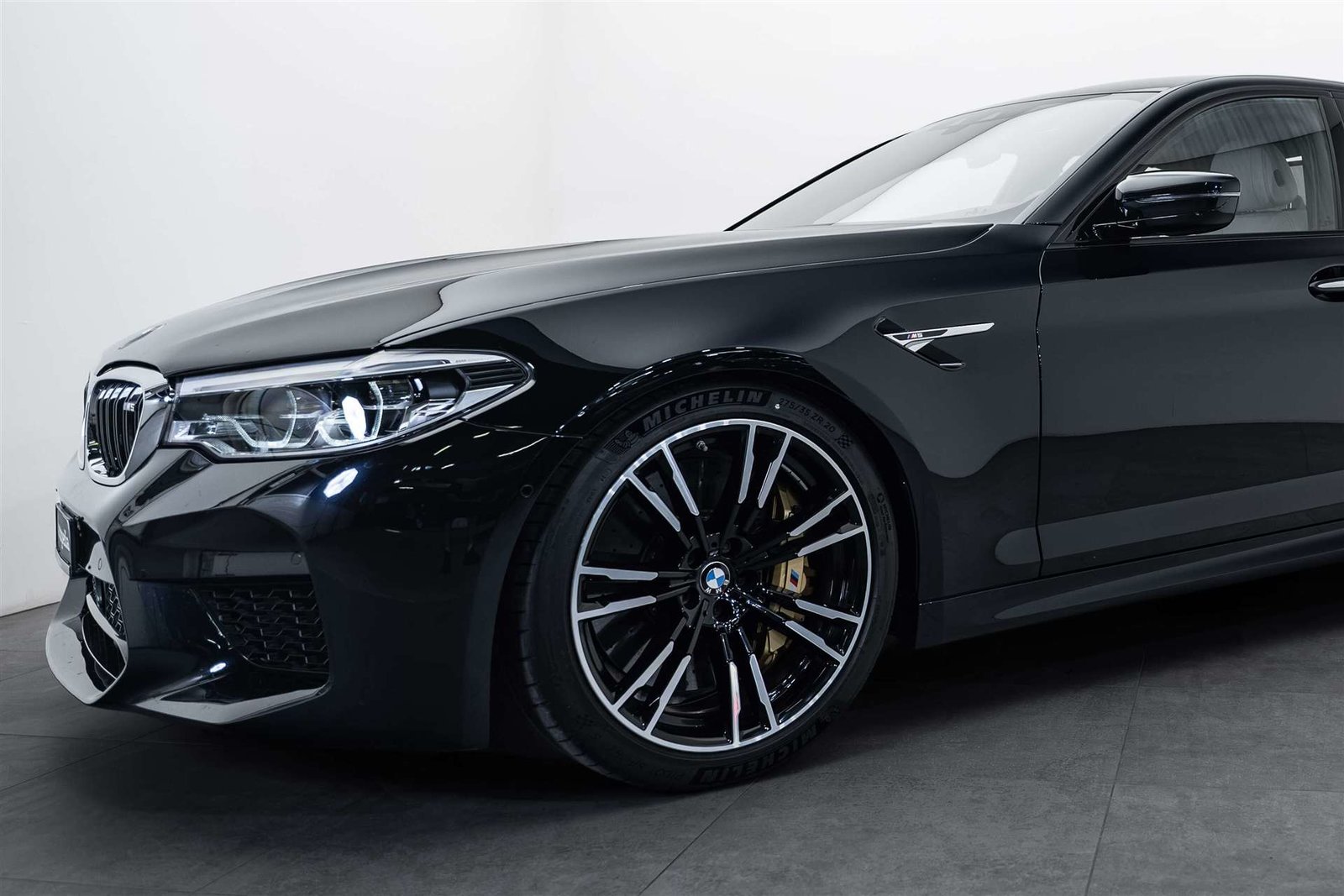 BMW M5 Drivelogic 600PS, Petrol, Second hand / Used, Automatic - 2