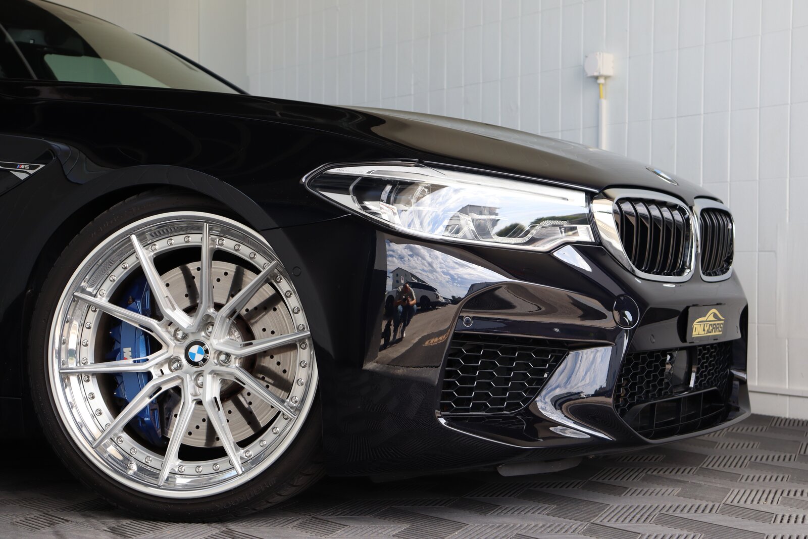 BMW M5 XDRIVE DRIVELOGIC * GRAIL AUSPUFF * AST-FEDERN * CUST, Petrol, Second hand / Used, Automatic - 4