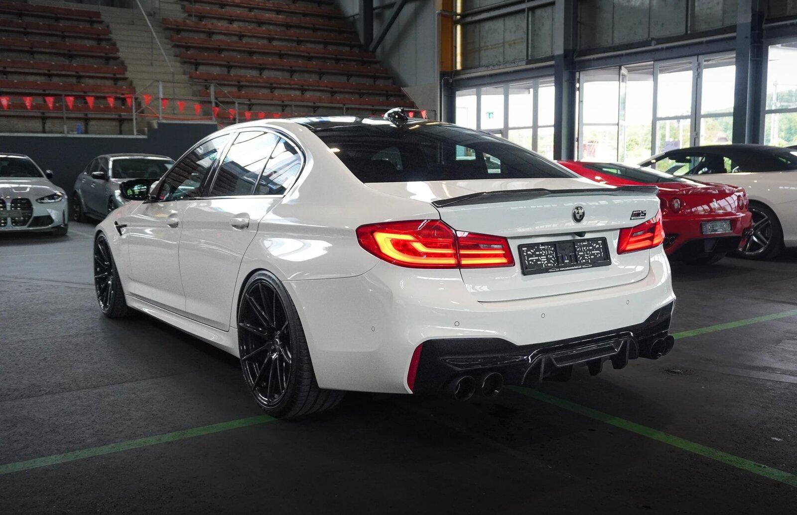 BMW M5 Competition Drivelogic / Neuer Motor 8'000KM, Benzin, Occasion / Gebraucht, Automatik - 6