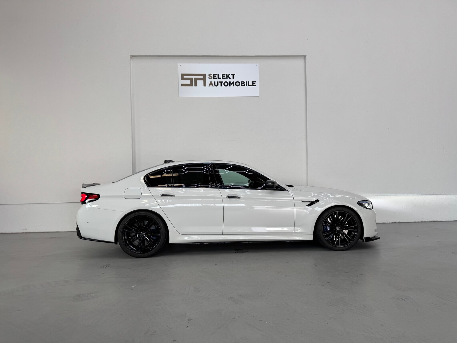 BMW M5 Competition Drivelogic, Petrol, Second hand / Used, Automatic - 6