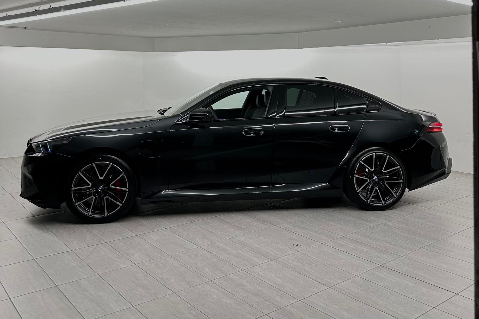 BMW M5 xDrive, Plug-in-Hybrid Petrol/Electric, Ex-demonstrator, Automatic - 2