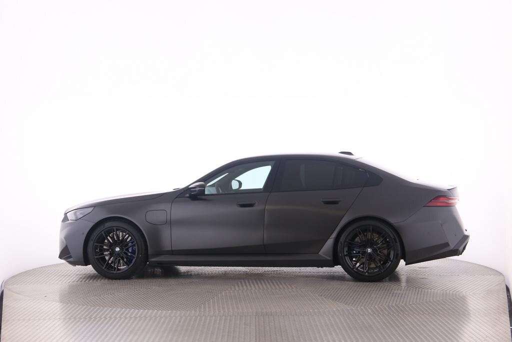BMW M5 xDrive, Plug-in-Hybrid Benzina/Elettrica, Auto dimostrativa, Automatico - 3