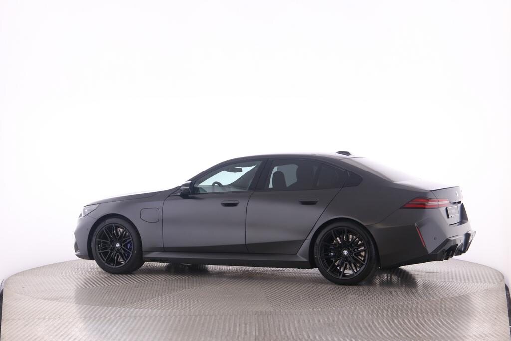 BMW M5 xDrive, Plug-in-Hybrid Benzina/Elettrica, Auto dimostrativa, Automatico - 4