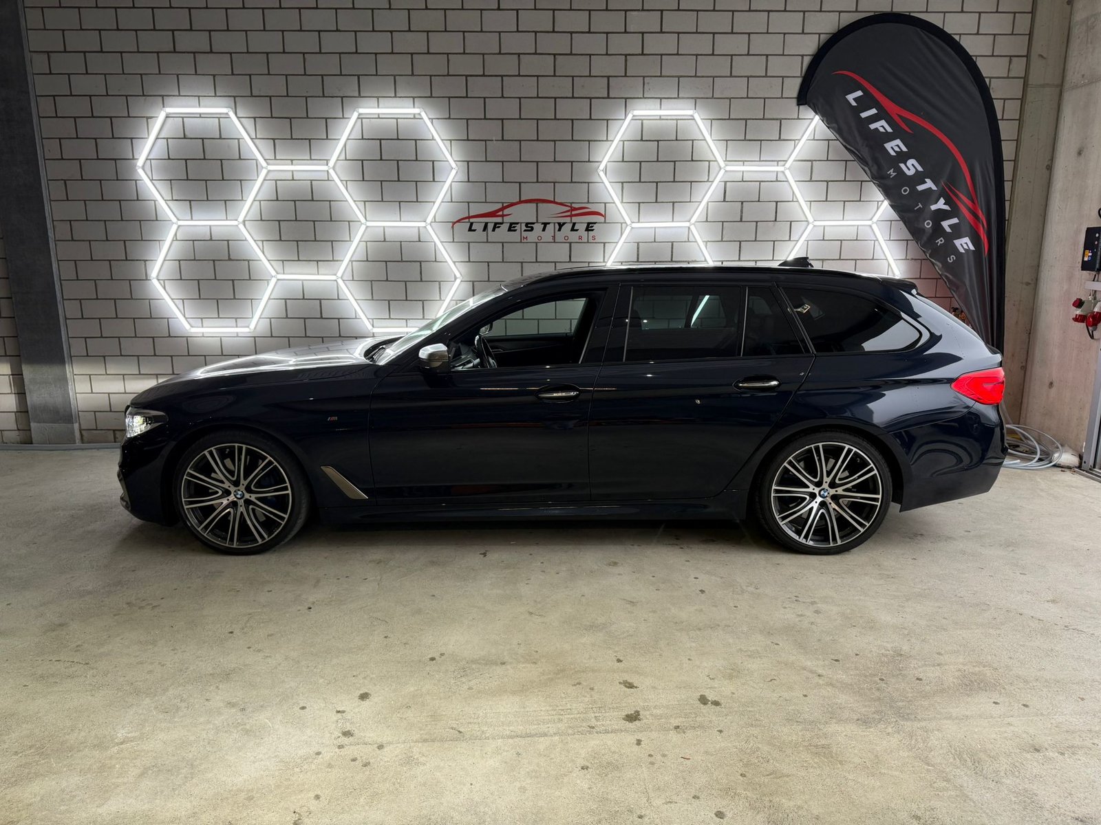 BMW M550d Touring Steptronic, Diesel, Second hand / Used, Automatic - 2