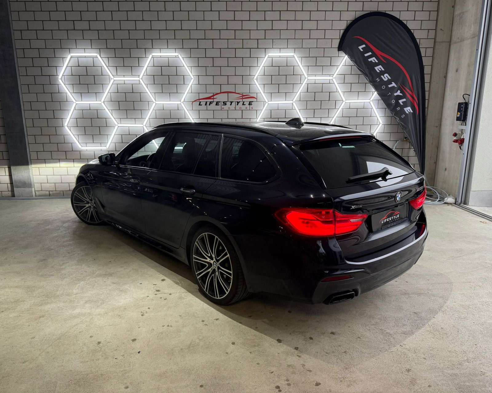 BMW M550d Touring Steptronic, Diesel, Second hand / Used, Automatic - 3