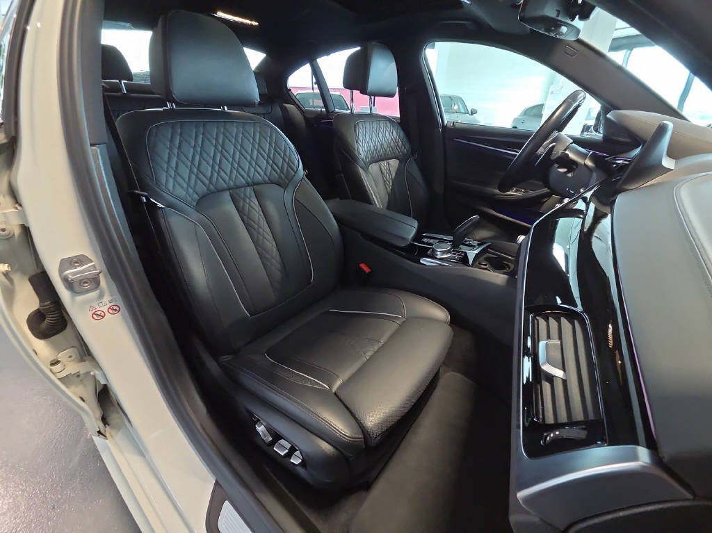 BMW M550i SAG, Benzina, Occasioni / Usate, Automatico - 3