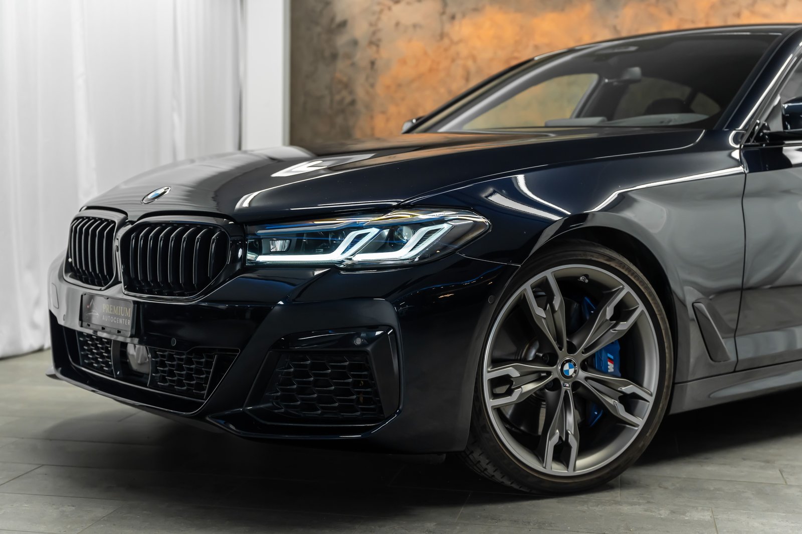 BMW M550i Steptronic *Laser*Head-Up*Sitzbelüftung*36, Benzina, Occasioni / Usate, Automatico - 3