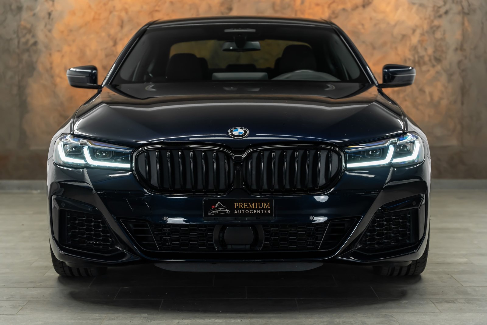 BMW M550i Steptronic *Laser*Head-Up*Sitzbelüftung*36, Benzina, Occasioni / Usate, Automatico - 4