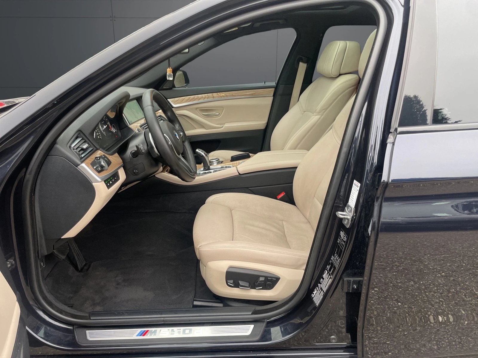 BMW M550d Steptronic, Diesel, Occasion / Utilisé, Automatique - 6