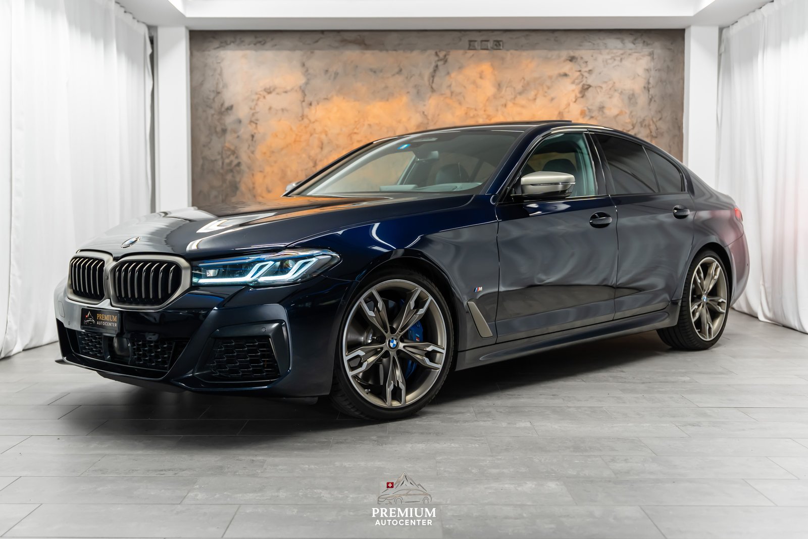 BMW M550i Steptronic *Panorama*Head-Up*HK Sound*360*