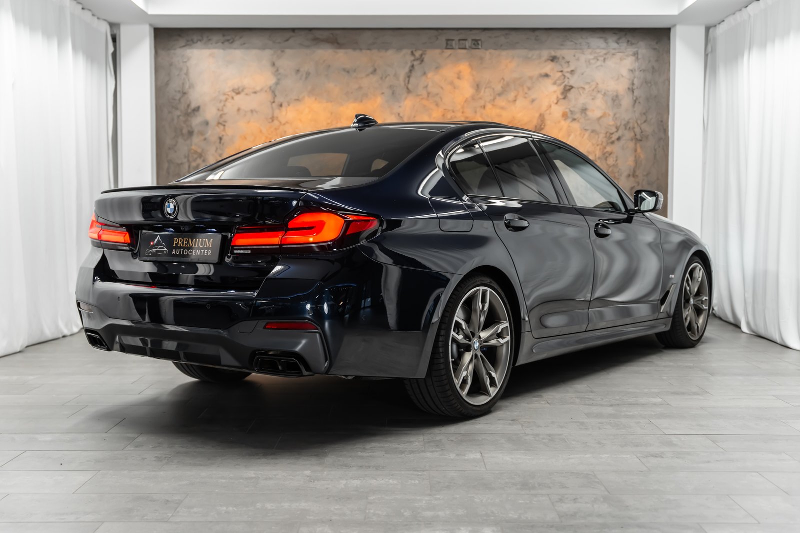 BMW M550i Steptronic *Panorama*Head-Up*HK Sound*360*, Essence, Occasion / Utilisé, Automatique - 7