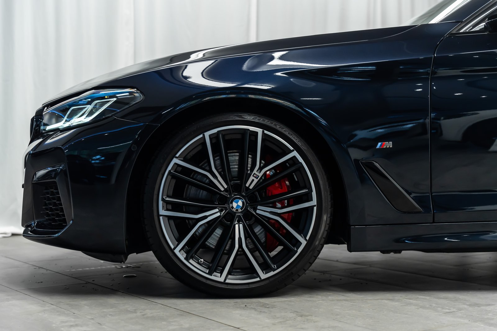 BMW M550i Steptronic *Panorama*Head-Up*Softclose*360*, Essence, Occasion / Utilisé, Automatique - 6