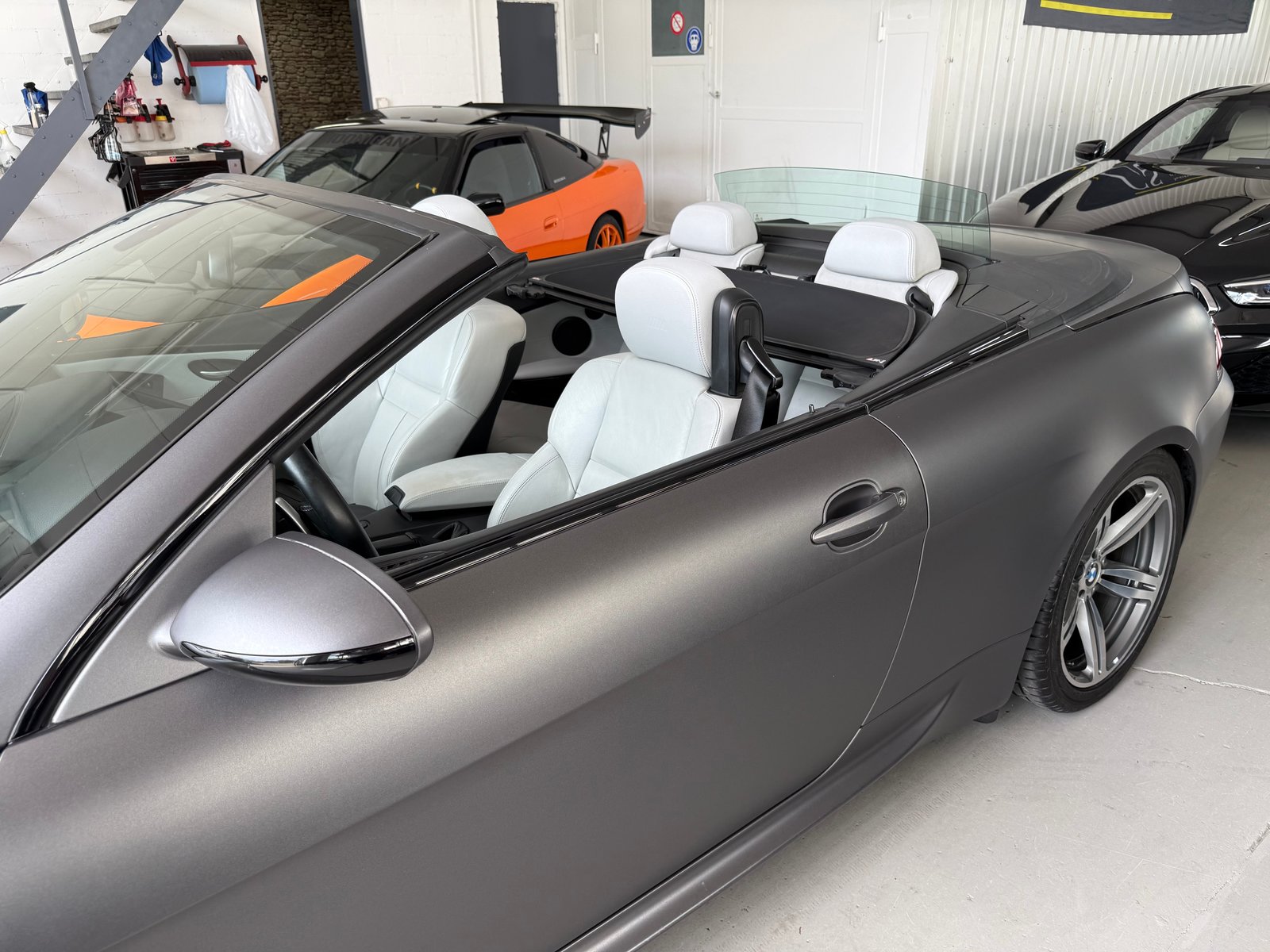 BMW M6, Petrol, Second hand / Used, Automatic - 5